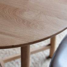 Load image into Gallery viewer, Kingham Oak Round Dining Table